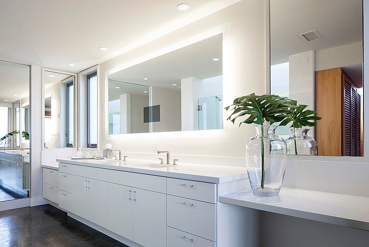 Modern Makeover by Peter Vincent Architects
