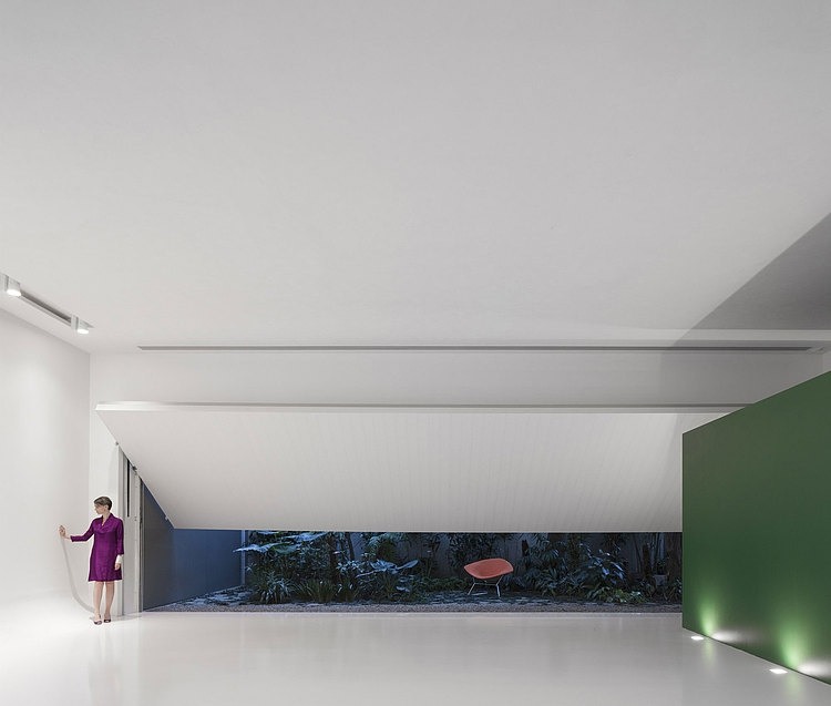 Studio R by Studio MK27