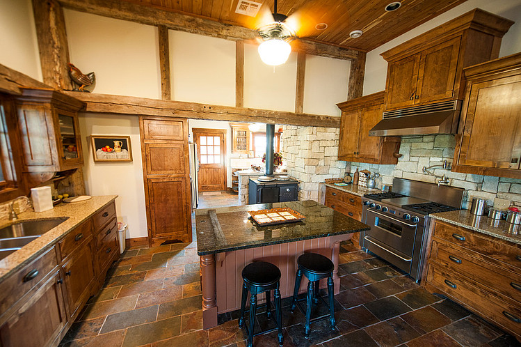 Fultonville Barn by Heritage Barns