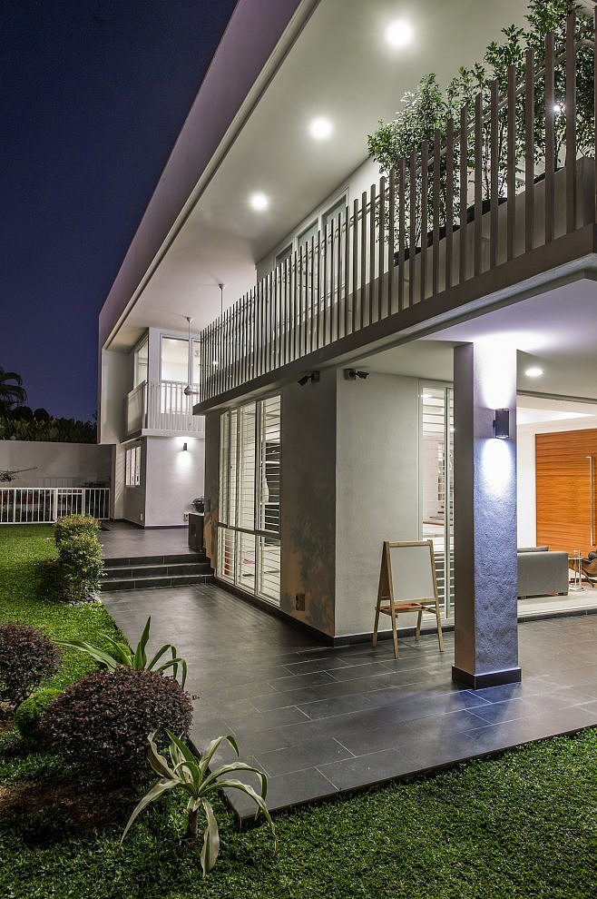 Kenling Residence by DCA EDI