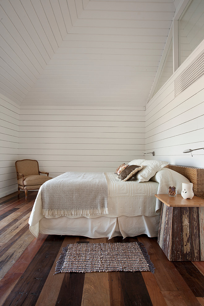 Beach House by Martin Gomez Arquitectos