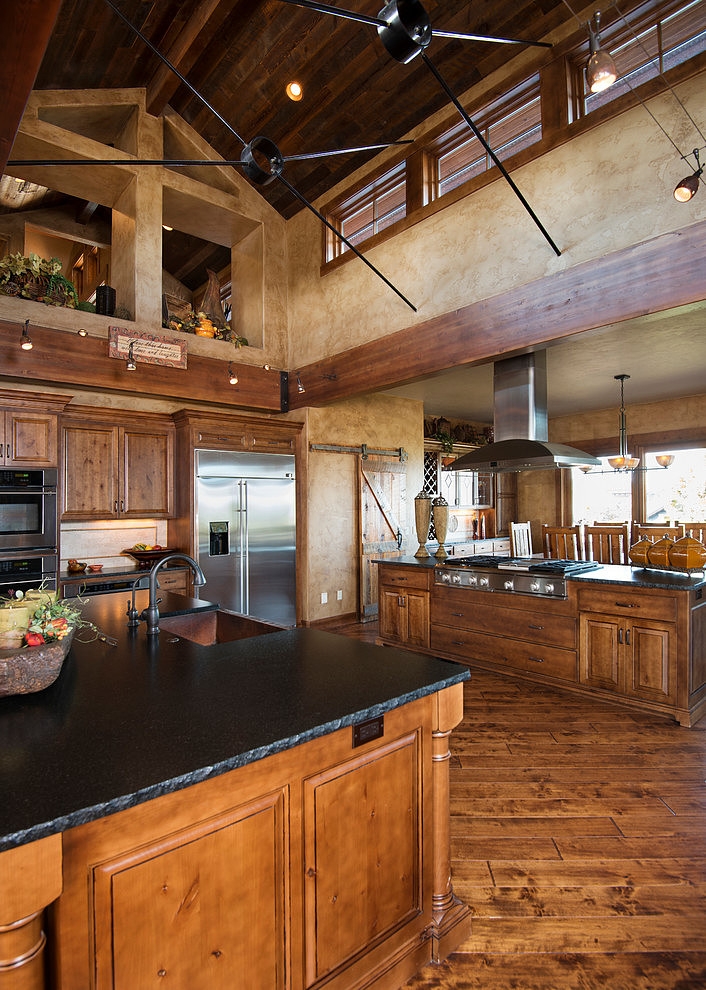 North Rim Residence by Mount Bachelor Design Studio