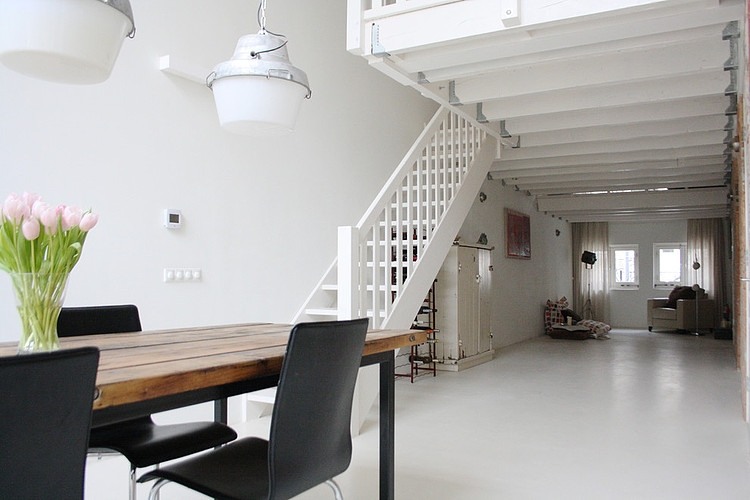 Rotterdam Home by Stella Verbrugge and Joeri van Zwoll