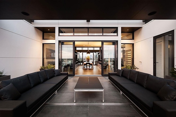 Coppin Penthouse by JAM Architects