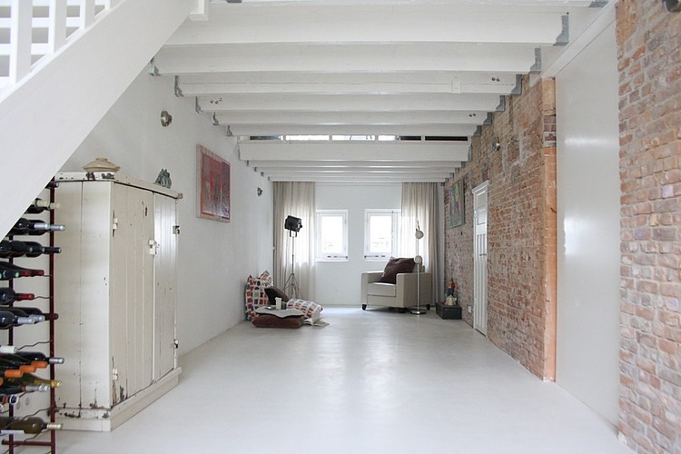Rotterdam Home by Stella Verbrugge and Joeri van Zwoll