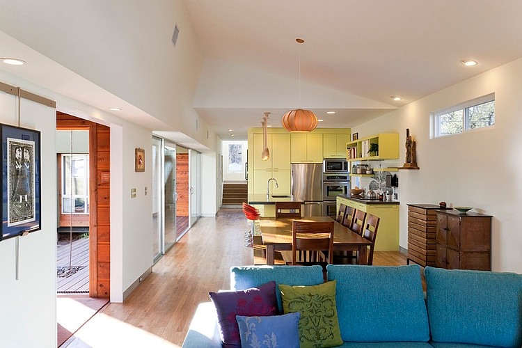 Under Tree House by Loop Design