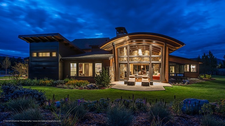 Roaring Fork House by Ellis Design Inc.