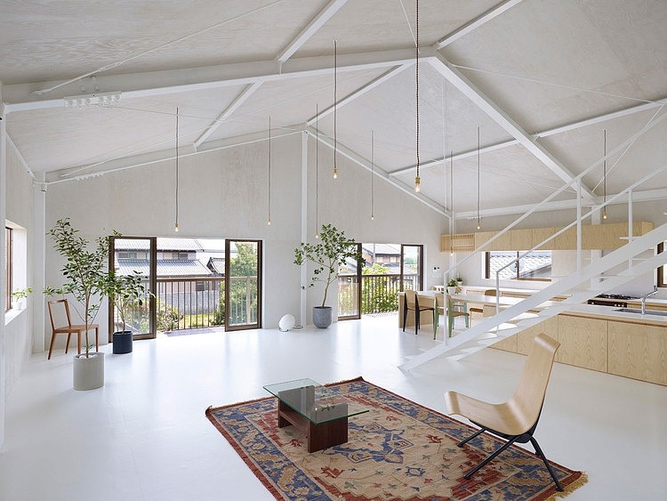 House in Yoro by Airhouse Design Office