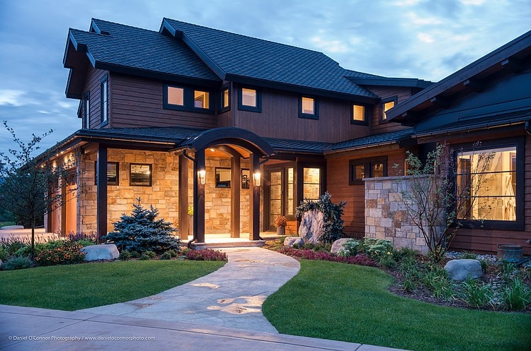 Roaring Fork House by Ellis Design Inc.