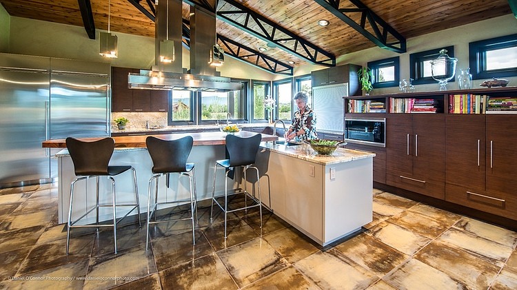 Roaring Fork House by Ellis Design Inc.