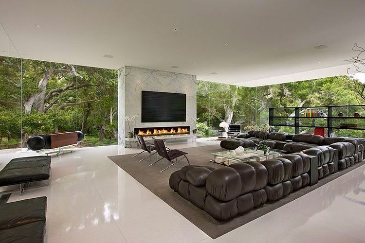 The Glass Pavilion by Steve Hermann