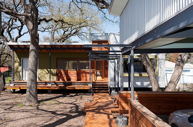 Under Tree House by Loop Design