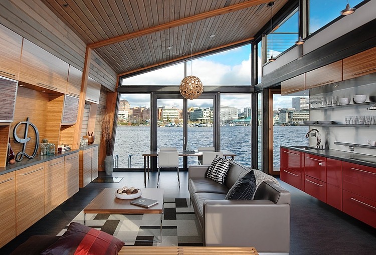 Seattle Floating Home by Dyna Contracting