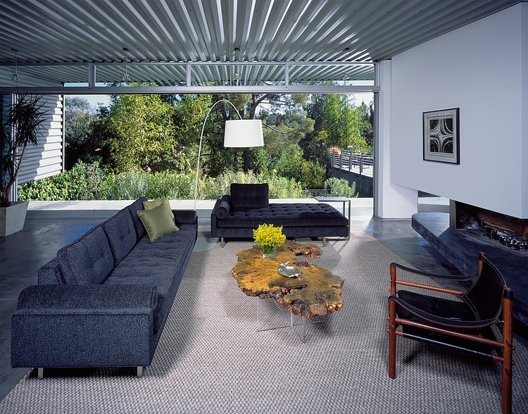 Warm Modern Home by Kenneth Brown Design