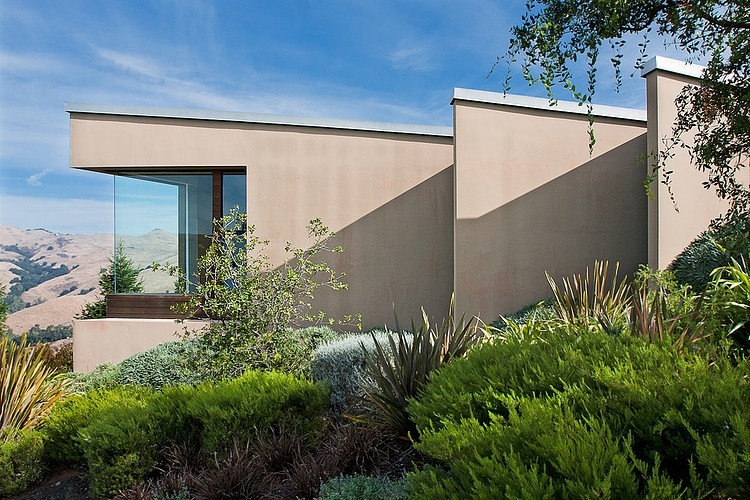 Tao/Petersen House by Modern House Architects