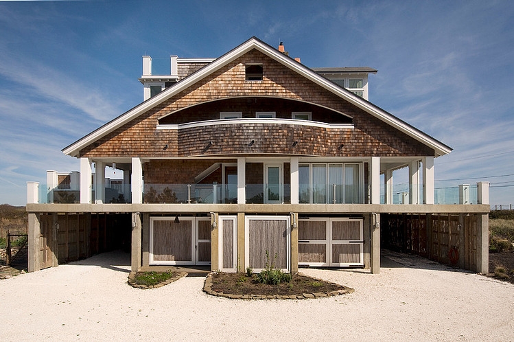 Rhode Island Cottage by Burgin Lambert Architects