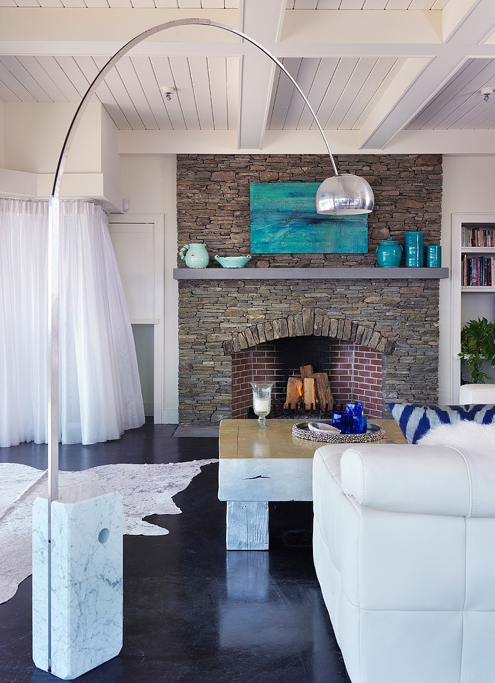 Rhode Island Cottage by Burgin Lambert Architects