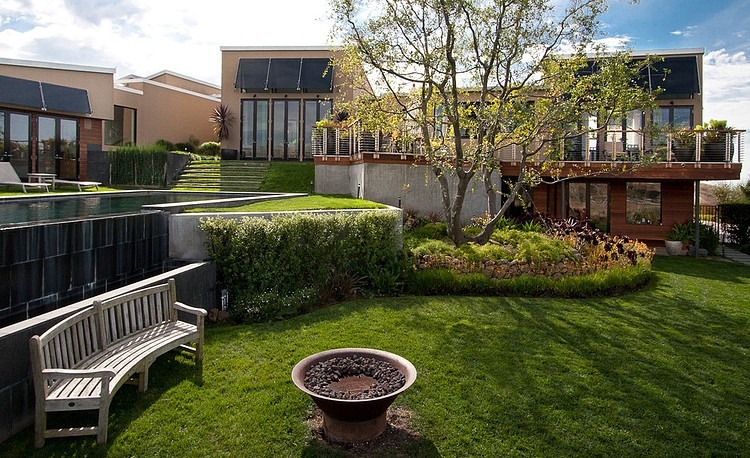 Tao/Petersen House by Modern House Architects