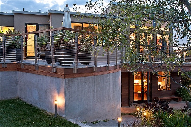Tao/Petersen House by Modern House Architects