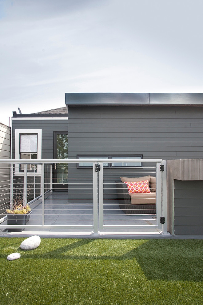Eddie House by Three Legged Pig Design