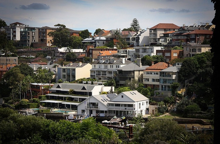 Lavender Bay Boatshed by Stephen Collier Architects