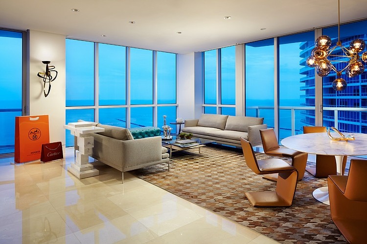 Miami Beach Residence by Allen Saunders