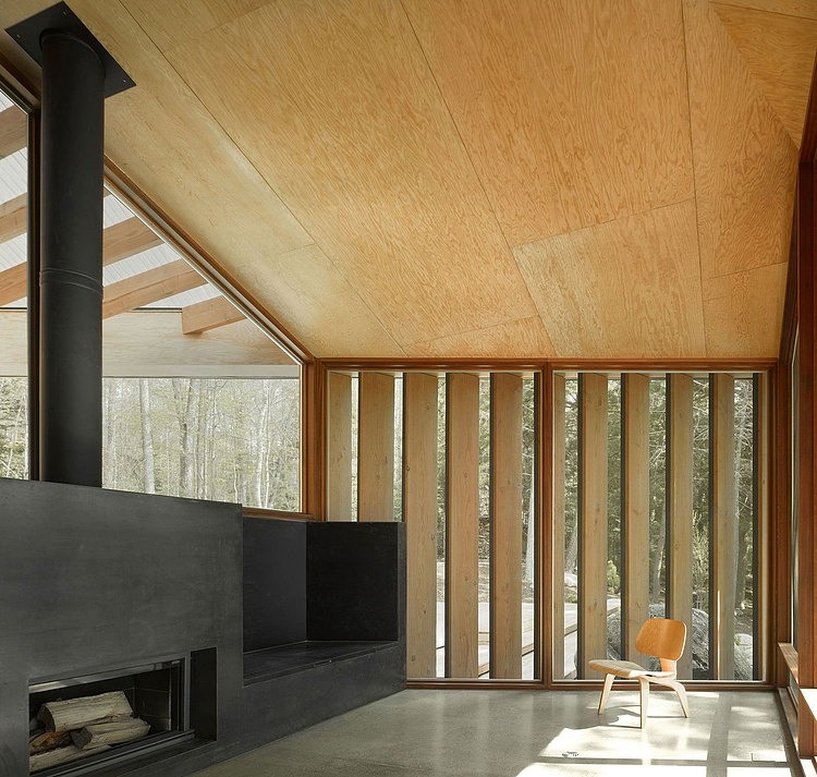Clear Lake Cottage by MacLennan Jaunkalns Miller Architects
