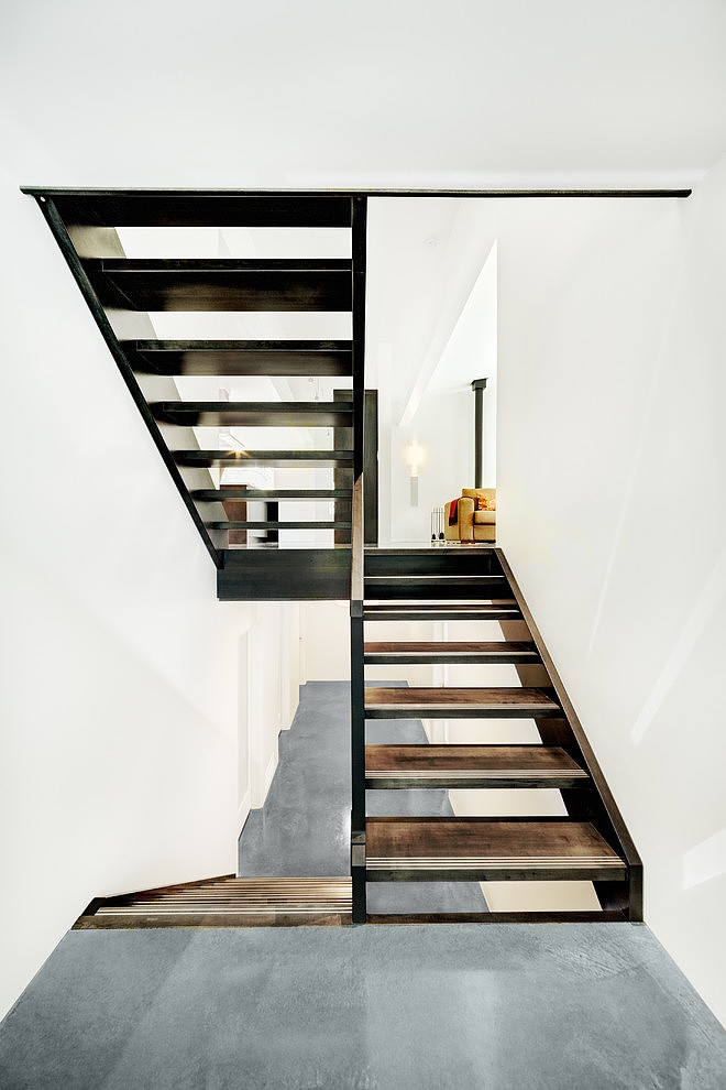 Yellow Point House by B. Gallant Homes