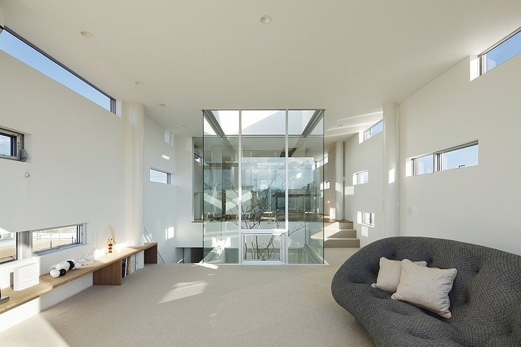 RHYTHM and Plum Tree by Keisuke Kawaguchi + K2-Design