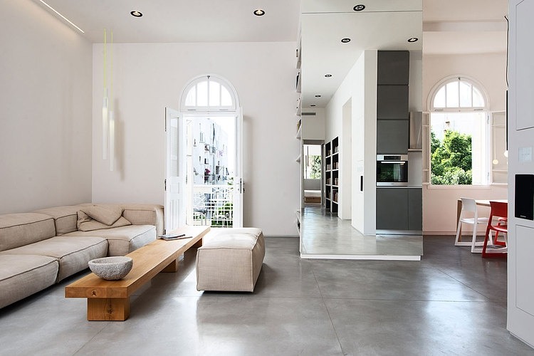 Tel Aviv Apartment by Chiara Ferrari Studio