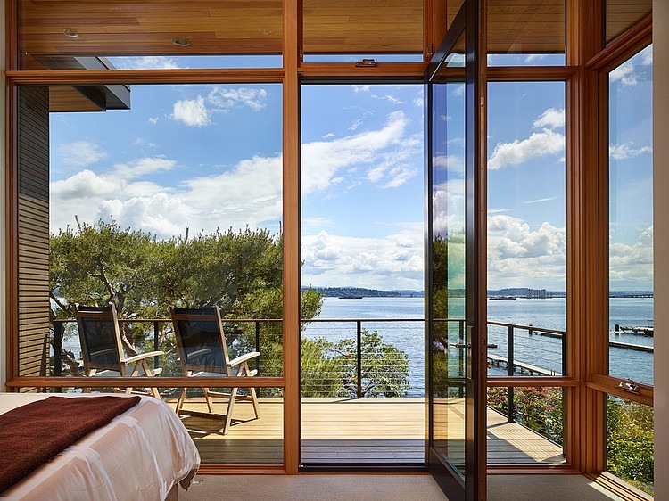 Courtyard House by DeForest Architects