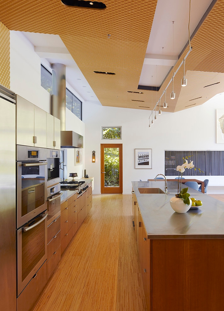 Ross Residence by Griffin Enright Architects