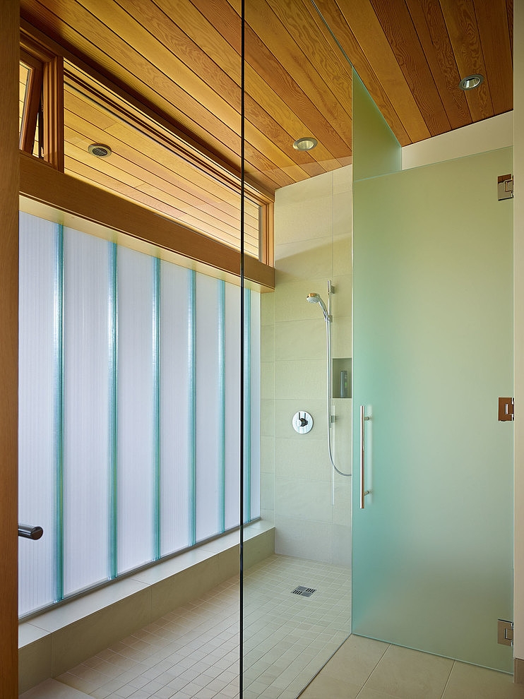Courtyard House by DeForest Architects