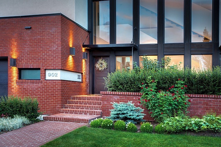 Modern Home by Rusch Projects