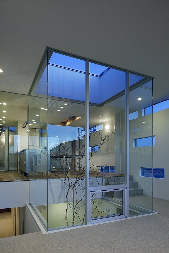 RHYTHM and Plum Tree by Keisuke Kawaguchi + K2-Design