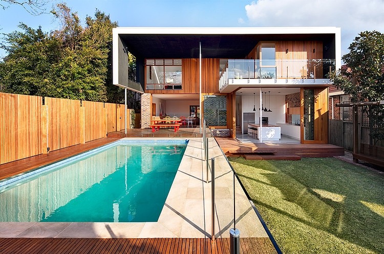 Castlecrag Residence by CplusC Architectural Workshop