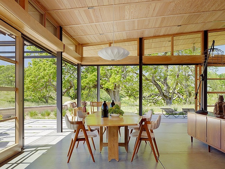 Caterpillar House by Feldman Architecture