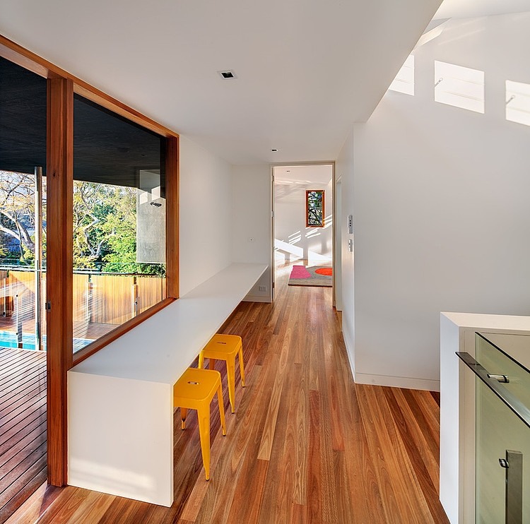 Castlecrag Residence by CplusC Architectural Workshop