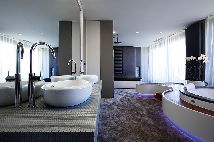 Ioanid Penthouse by Pazo Group