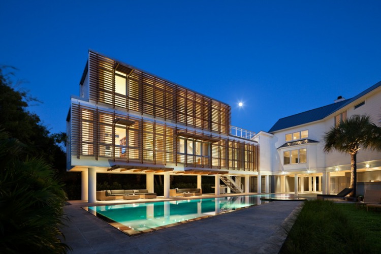 Guest Pavilion Exterior with House
