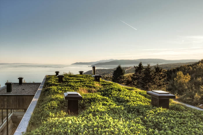 Malbaie V Residence by MU architecture