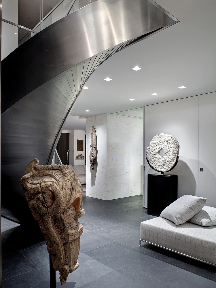 UN Plaza Apartment by ORA Studio