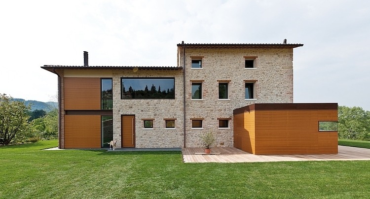 Private House by Caprioglio Associati Architects