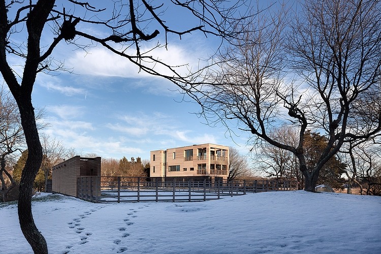 Watch Hill House by Lubrano Ciavarra Architects