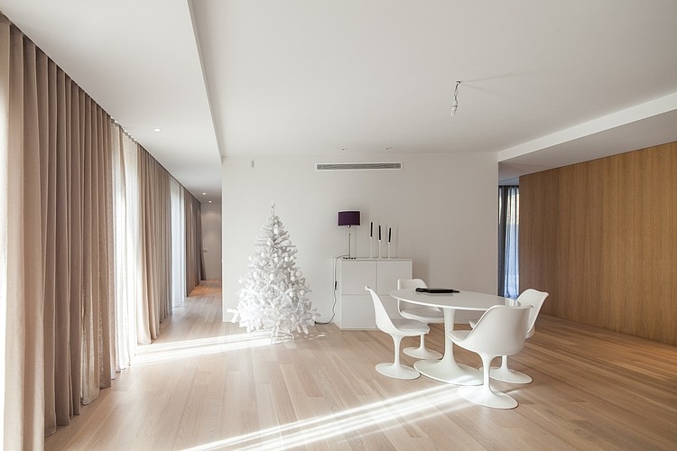 House in Penafiel by Graciana Oliveira