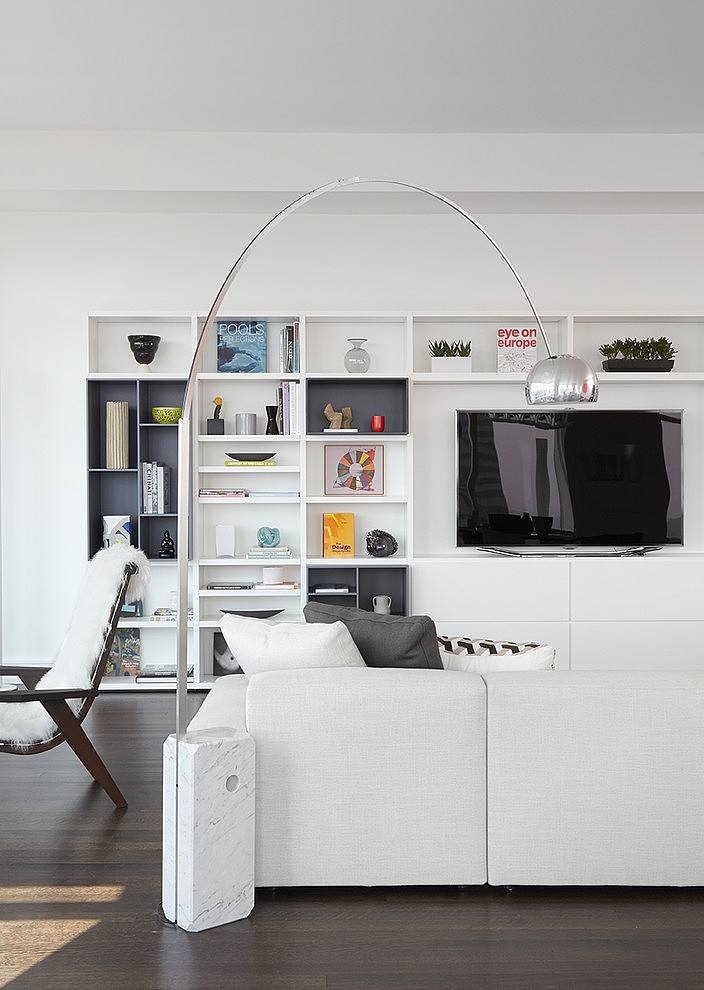Bloomberg Tower Apartment by Tara Benet Design