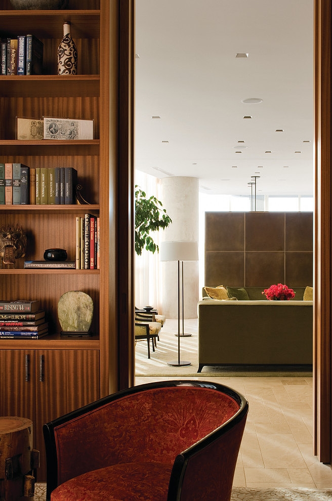 Gold Coast Penthouse by Gary Lee Partners