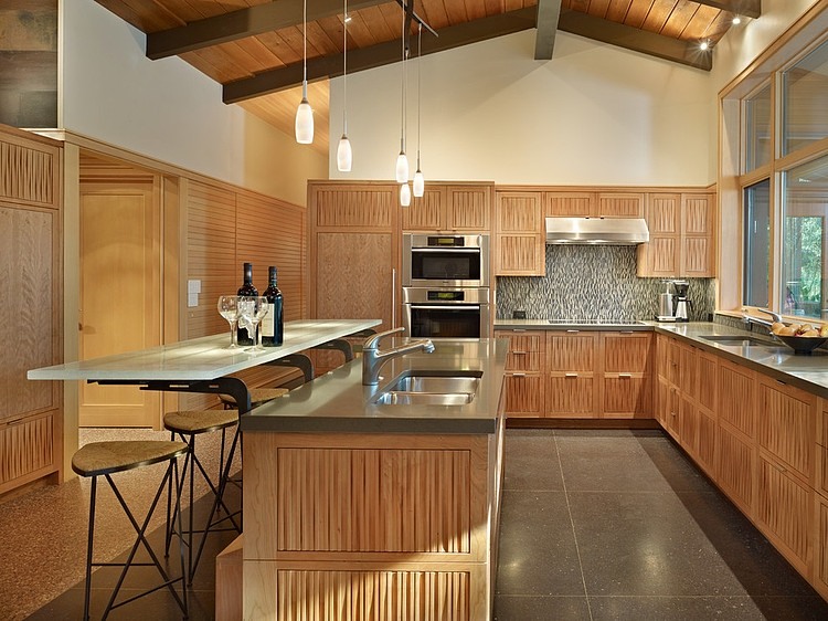 Northwest Contemporary Home by FINNE Architects