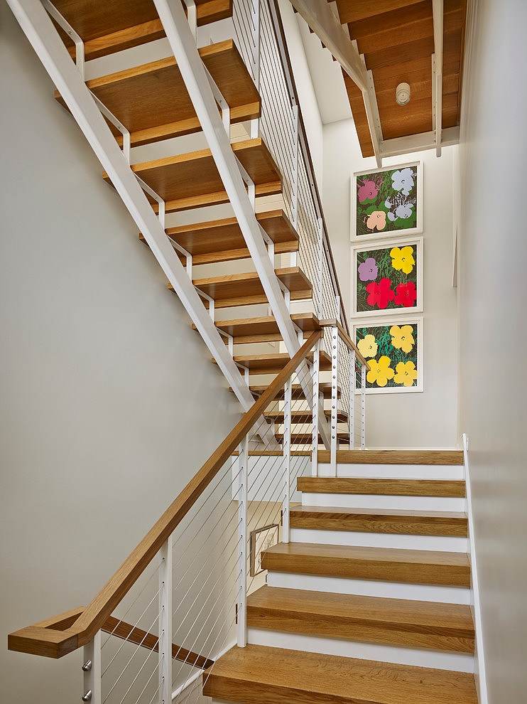 Avalon House by McCoubrey / Overholser