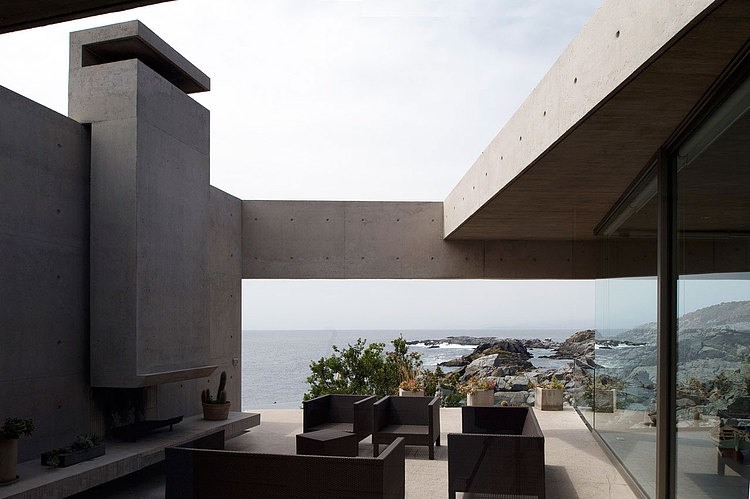 Casas 31 by Izquierdo Lehmann Arquitectos